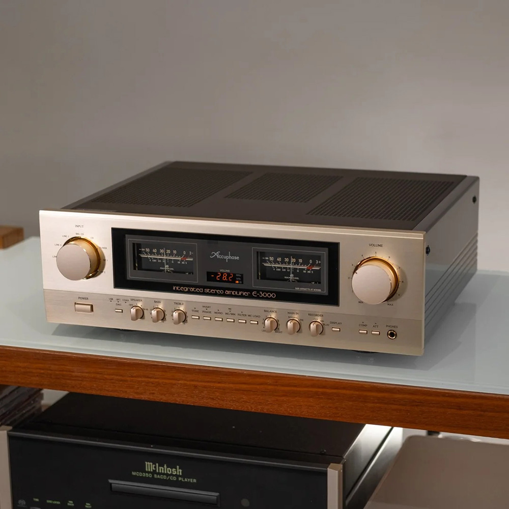 示范级的精确和细腻，Accuphase E-3000合并放大器