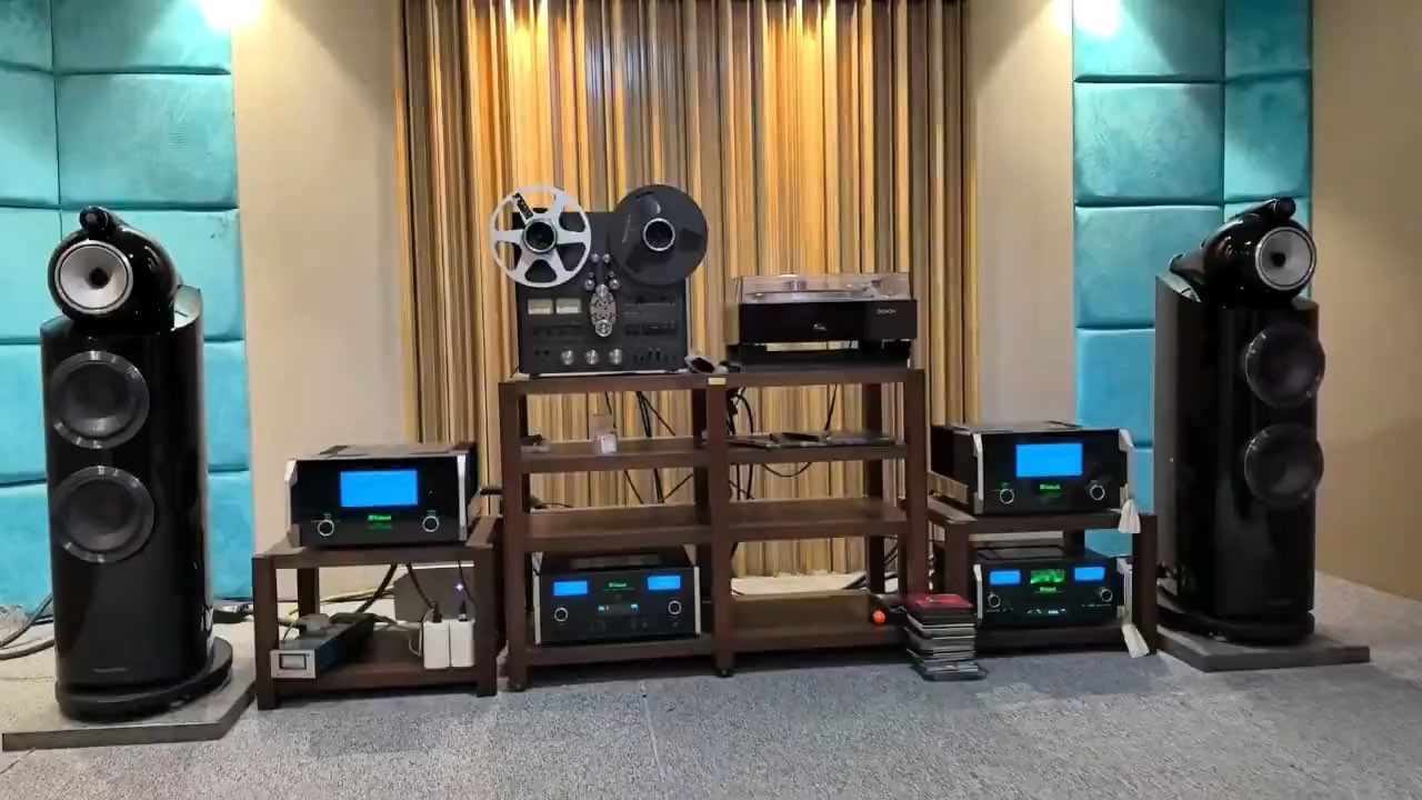 麦景图 McIntosh 前后级 宝华 B&W 802D3落地箱