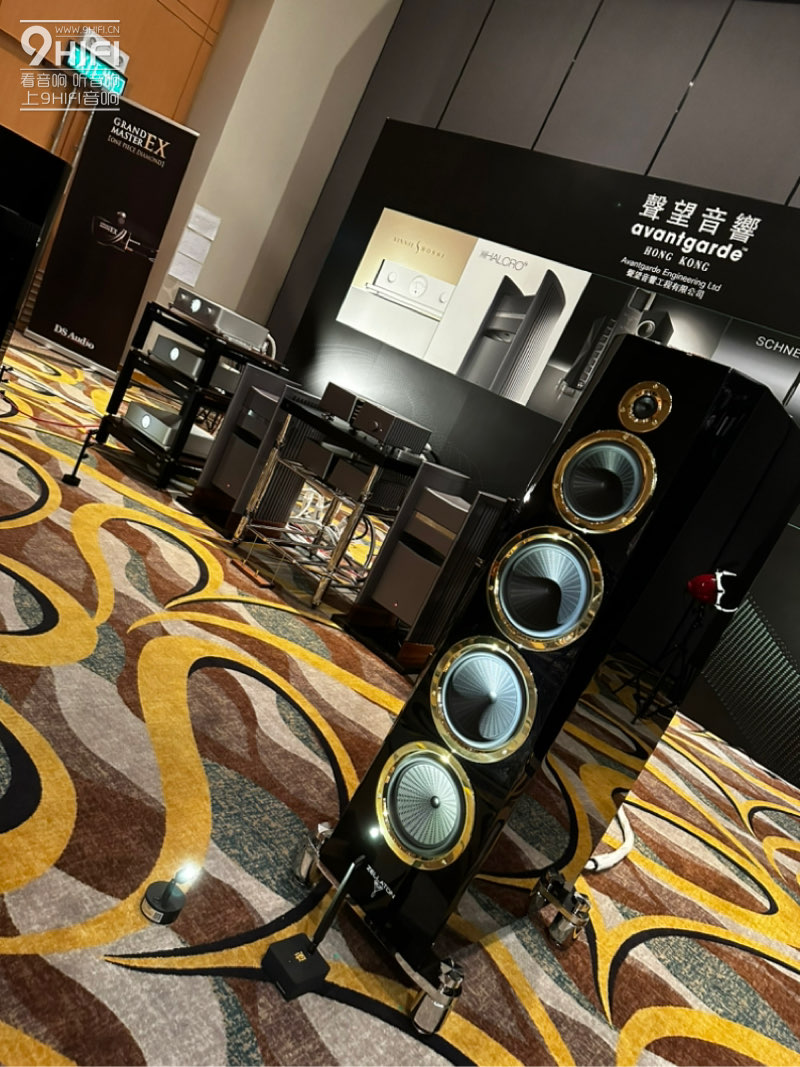 泽拉通 Zellaton Reference Ultra 落地音箱
