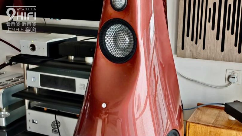 Aurender W20数播  大丹 Momentum Momentum 合并功放 Vivid Audio G2 CU 落地箱