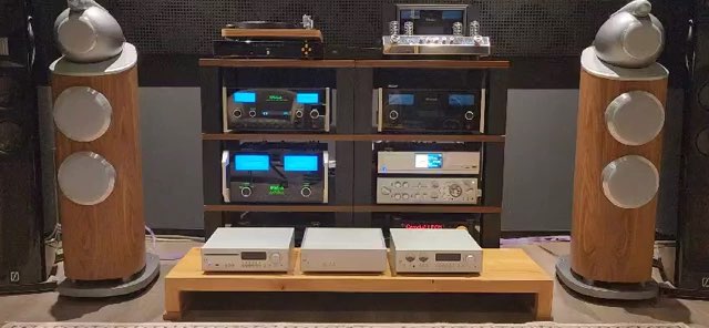 麦景图 McIntosh MA12000 合并机  宝华 B&W 803D4落地箱