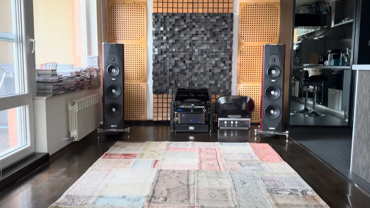 Wadia 怀念 6 CD机 Gryphon贵丰 大菠萝 250合并功放 Sonus Faber 意大利世霸  AMATI Futura大名琴 落地音箱