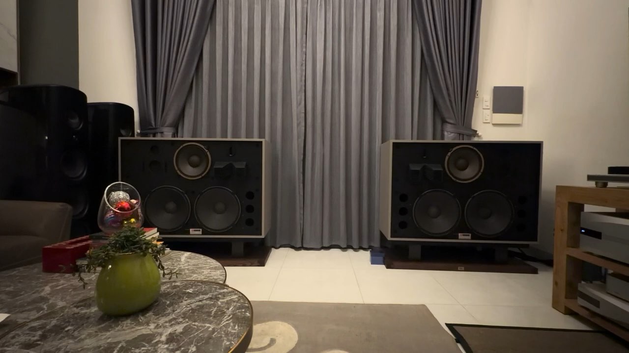 JBL 4350落地音箱