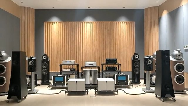 二嫂Esoteric K-01XD SACD/CD机 歌匠Audia Flight Strumento n°1 mk2 歌匠一号 旗舰前级 n°8 歌匠八号单声道后级  YG Acoustics VANTAGE 3 LIVE 落地箱