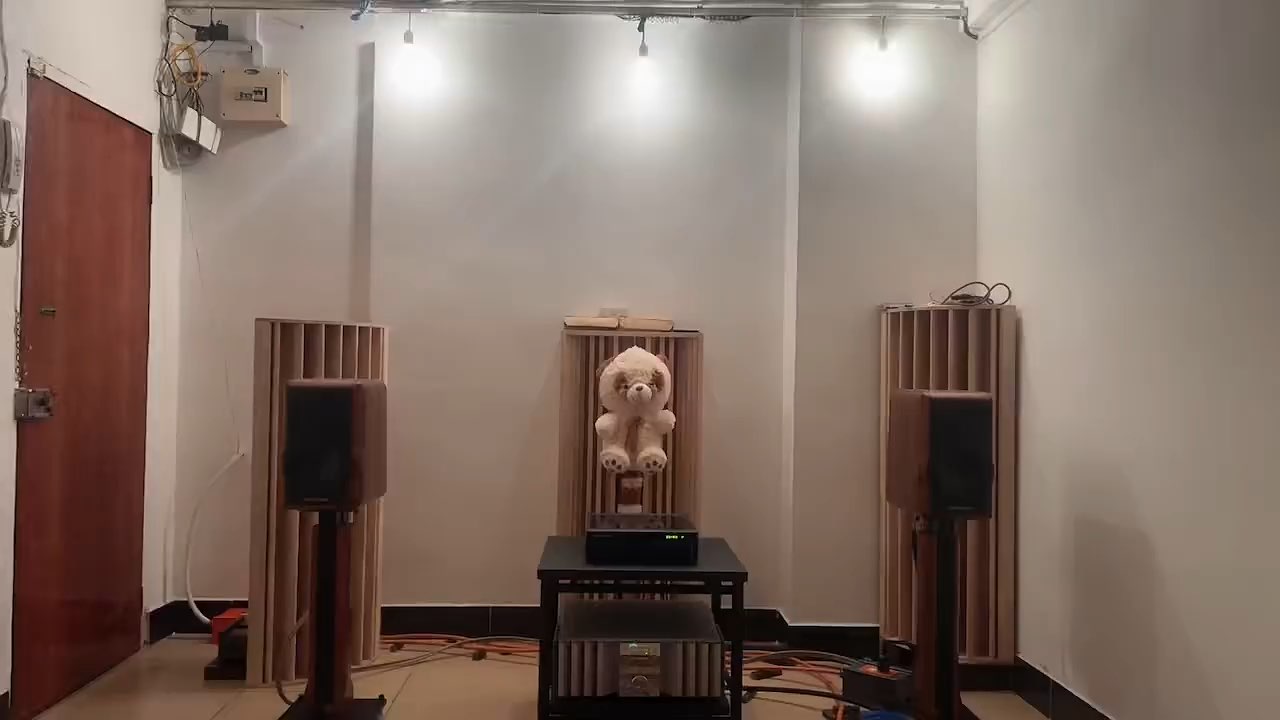 柏林之声Burmester 032 合并功放  意大利 Sonusfaber世霸 Electa Amator大情人书架箱