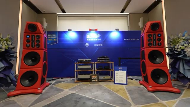 SME 黑胶唱机 银彩Siltech SAGA前后级 Symphony 旗舰落地音箱